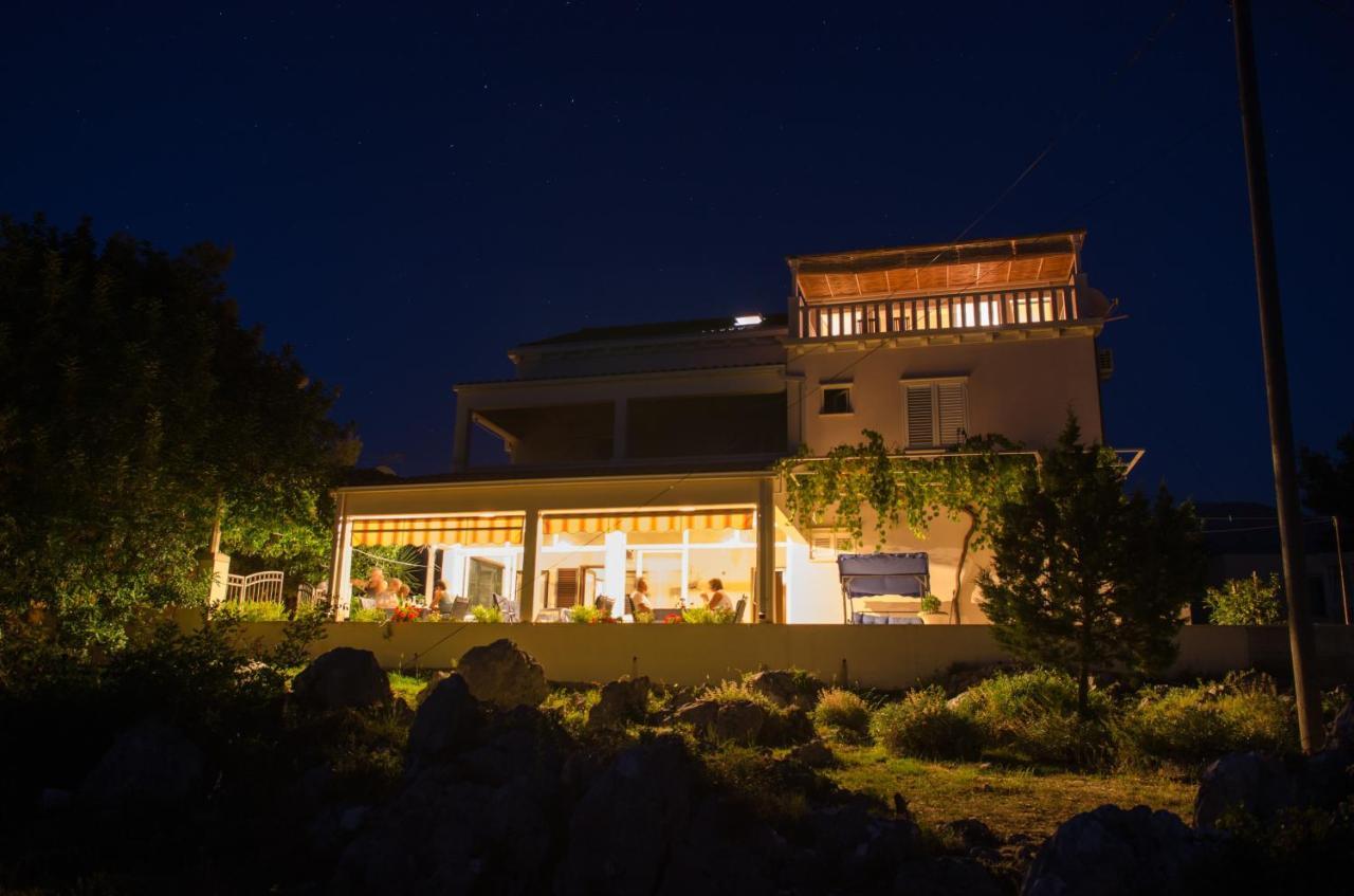Apartment & Rooms Villa Katarina 슬라노 외부 사진