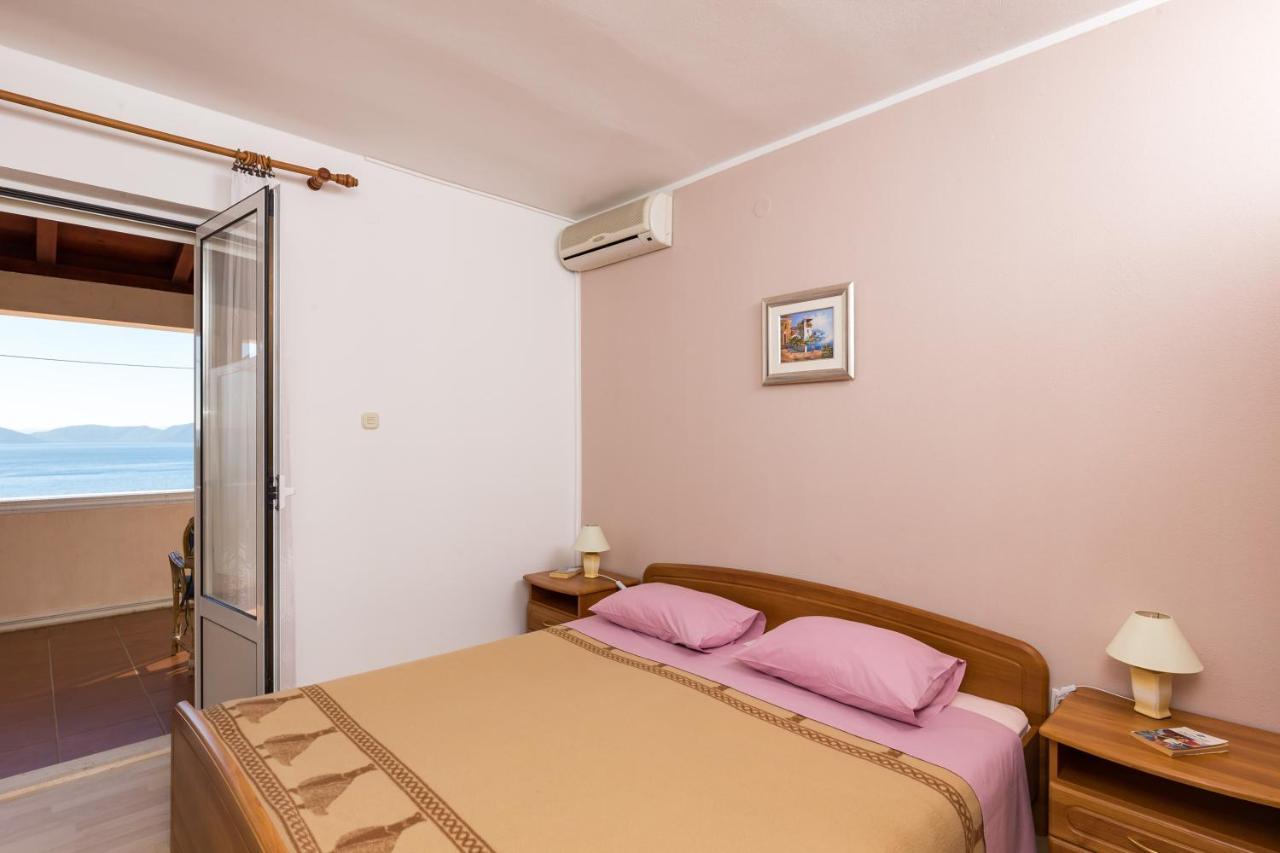 Apartment & Rooms Villa Katarina 슬라노 외부 사진