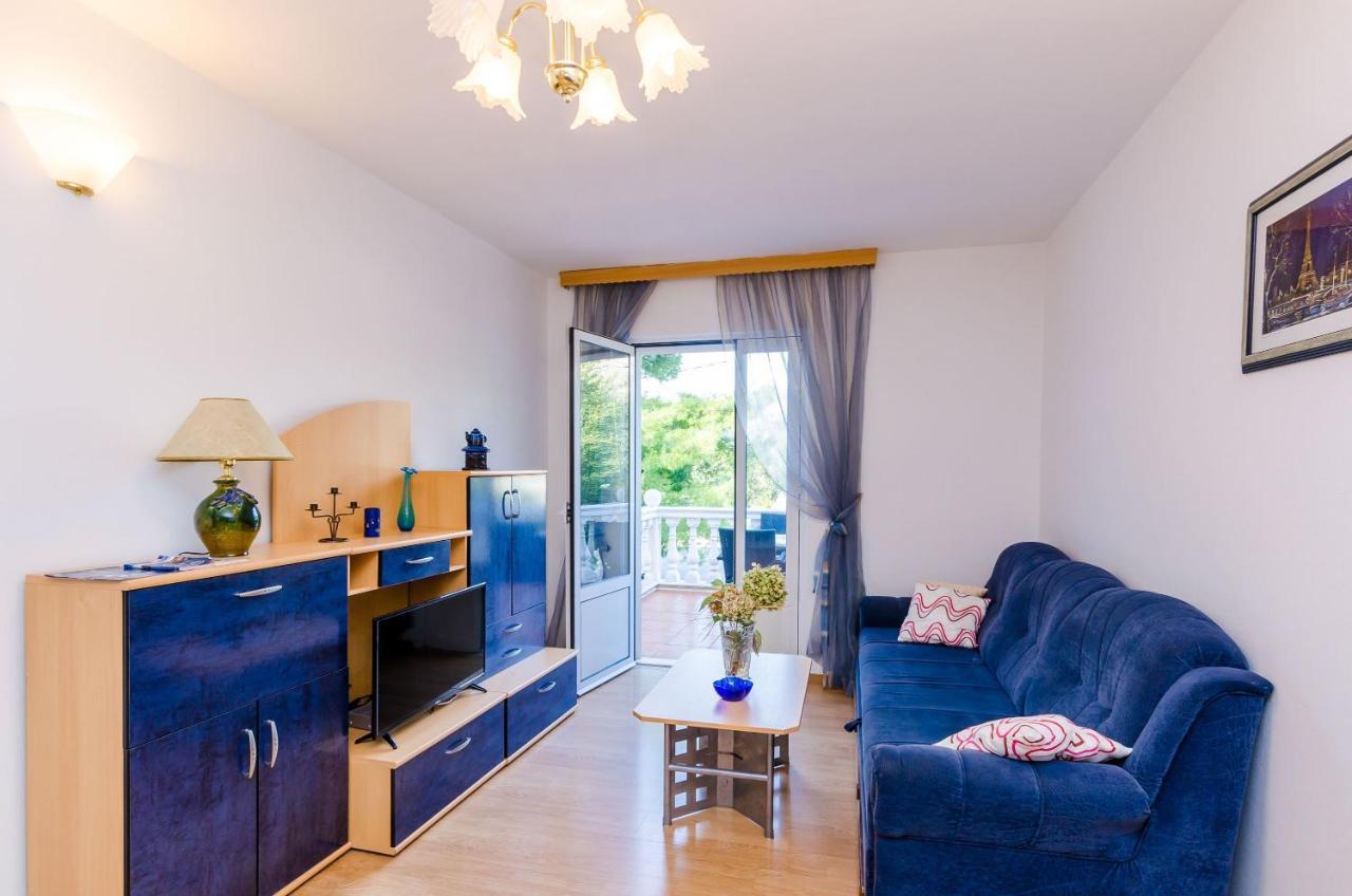Apartment & Rooms Villa Katarina 슬라노 외부 사진