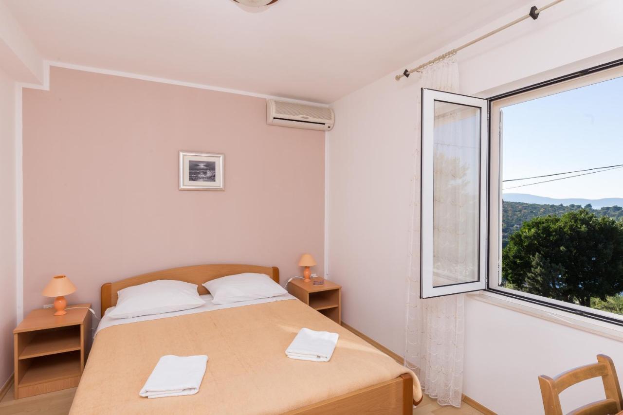 Apartment & Rooms Villa Katarina 슬라노 외부 사진